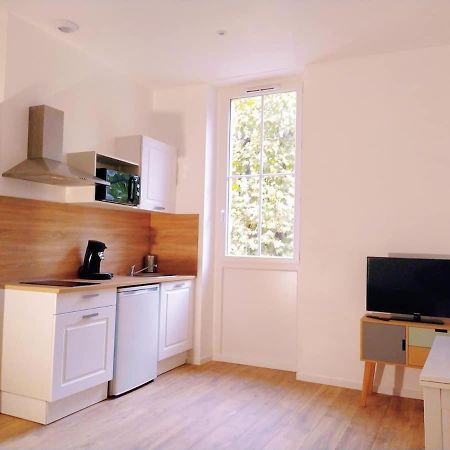 Le Gersois - T2 Moderne - Auch Centre- Wifi Gratuit Apartment ภายนอก รูปภาพ